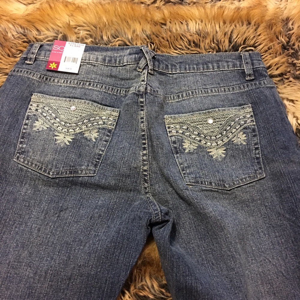 SO stretch embroidered flare jeans NWT 9
